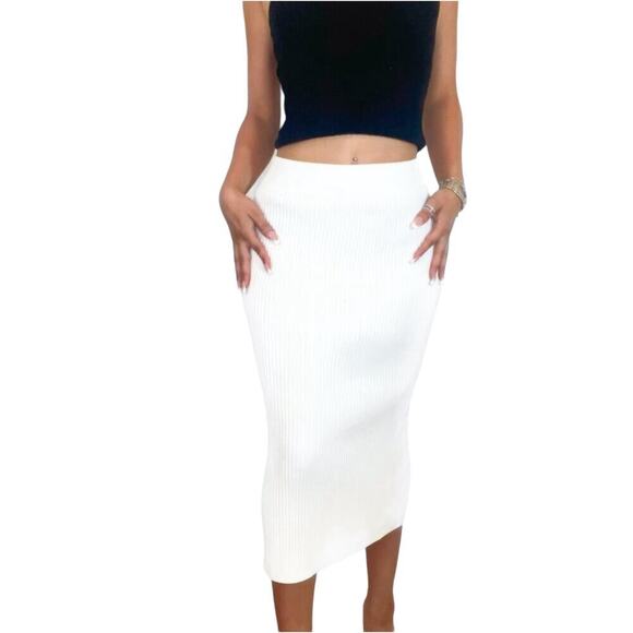 Knit Midi Skirt in White Size S - Picture 3 of 5